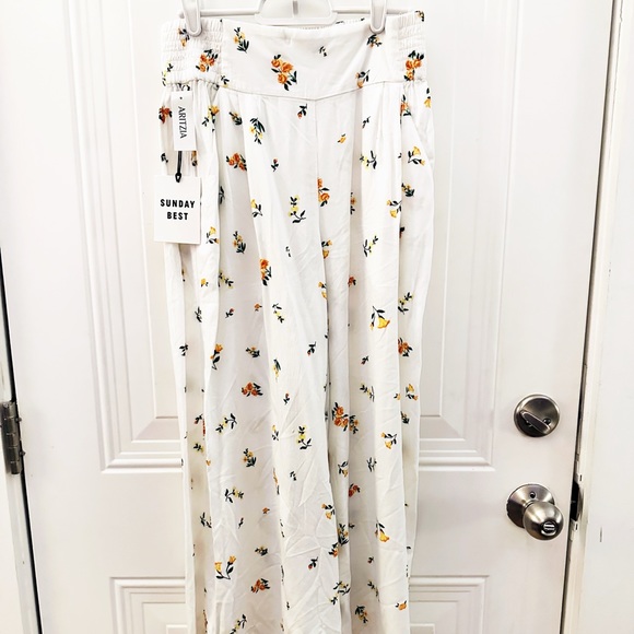 NWT Aritzia Sunday Best Sullivan‎ Wide Leg Pants S - Picture 16 of 16